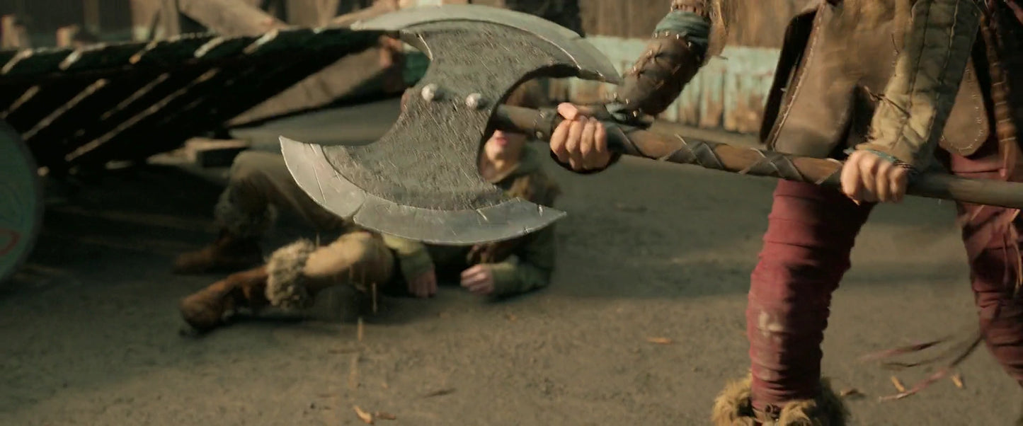 Astrid Axe- How to Train Your Dragon Live action